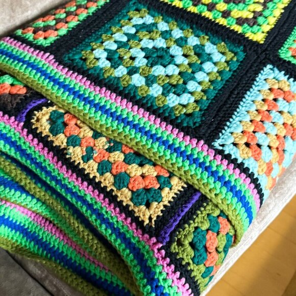 Vintage Handmade Knit Crochet Squares Afgan Throw - Picture 7 of 10